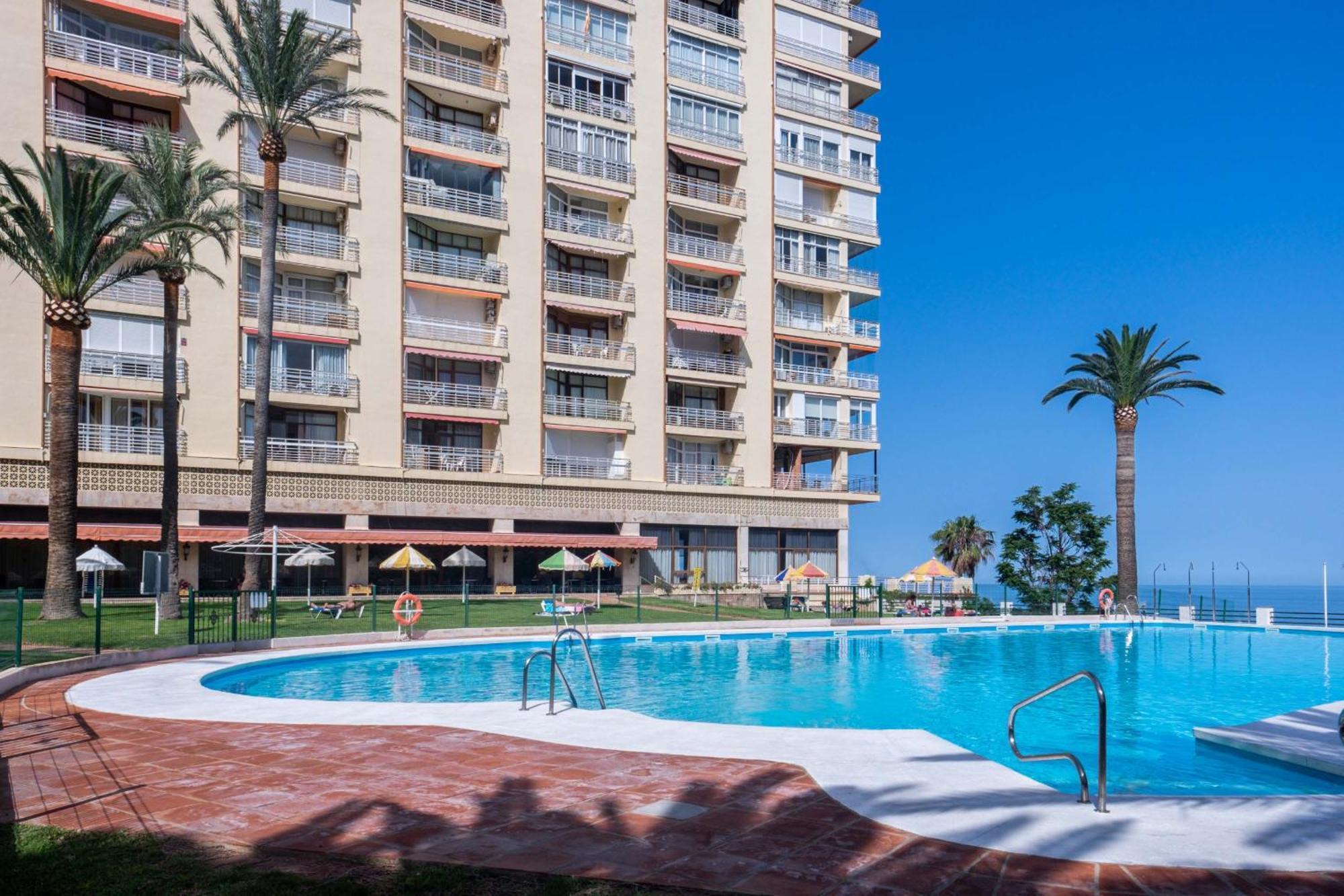 Fabuloso Apartamento Con Increibles Vistas Al Mar Torremolinos Bagian luar foto