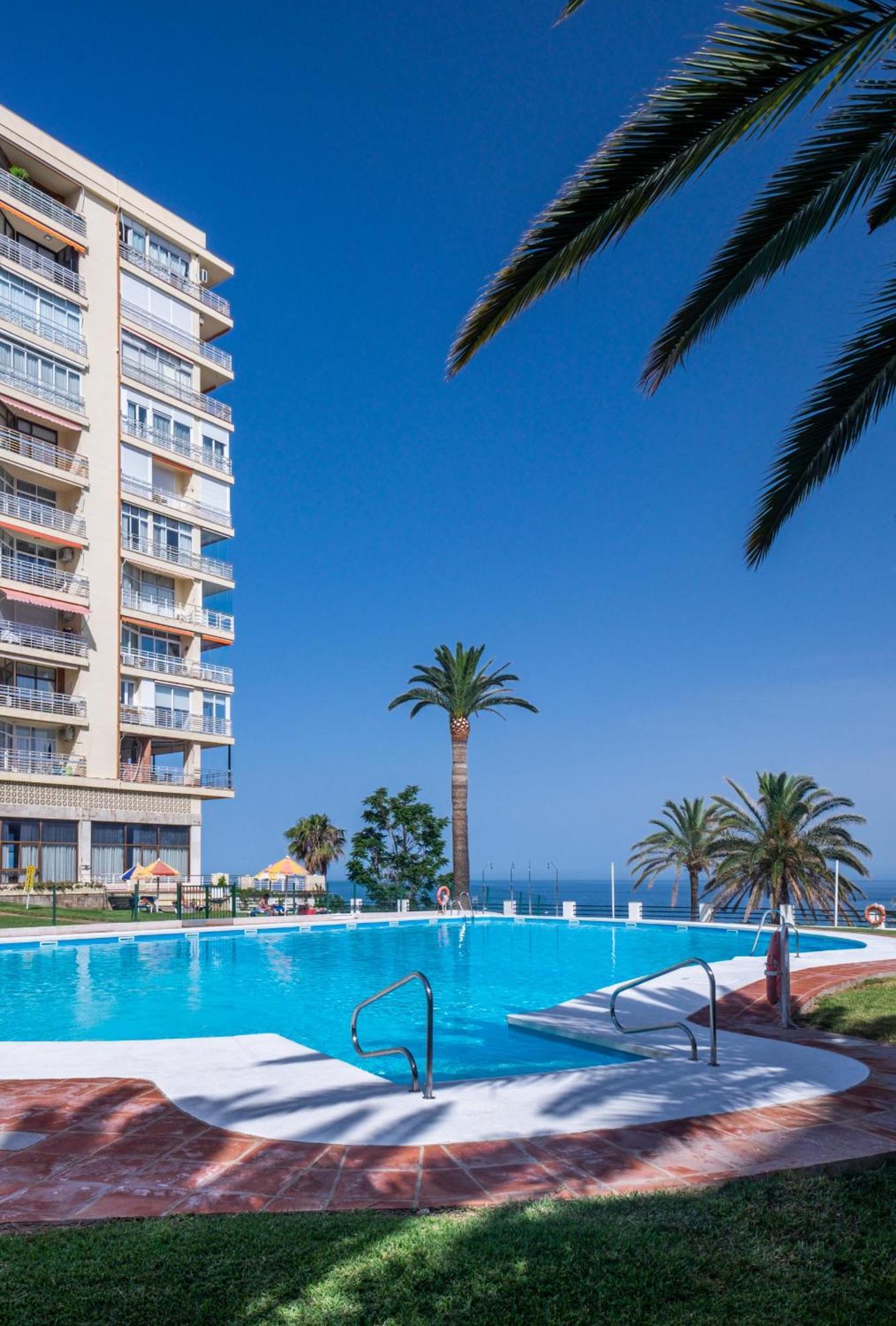 Fabuloso Apartamento Con Increibles Vistas Al Mar Torremolinos Bagian luar foto